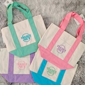 A set of Trader Joe's Mini Tote Bag (4pcs)